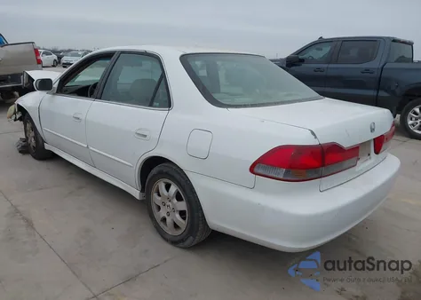 2002 Honda Accord 2.3 Ex z USA, uszkodzony, nr VIN 1HGCG56632A134470